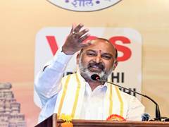 
      
      Bandi Sanjay slams MIM MLAs  walkout from Telengana Assembly
      
      