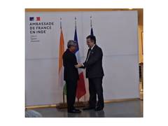 
      
      Former Ambassador Jawed Ashraf conferred rank of 'Commandeur'
      
      