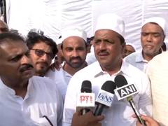 
      
      Karnataka Speaker offers Eid prayers
      
      