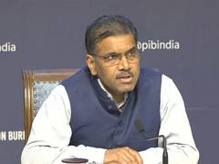 
      
      New Mangalore Port waives Crude, LPG charges: Shipping Ministry
      
      