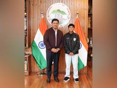 
      
      Meghalaya CM Sangma meets Sanfida Nongrum
      
      