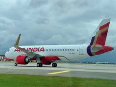 
      
      Air India flight AI185 from Delhi to Vancouver returns
      
      