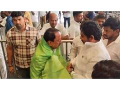 
      
      TVK Leader KA Sengottaiyan welcomed by party members
      
      