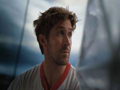 
      
      Ryan Gosling opens up on wig 