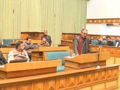 
      
      Sukhu announces temporary salary cuts in Himachal budget
      
      