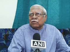 
      
      CPI (M) leader Hannan Mollah extends Eid greetings, says...
      
      