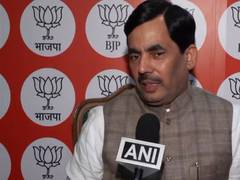 
      
      Hussain slams Mamata Banerjee over 'derogatory' remarks against
      
      