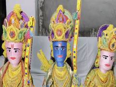 
      
      Young artists from Odisha craft 'Ram Parivar' artwork
      
      