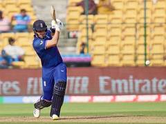 
      
      Aakash feels SRH's Livingstone's price tag 