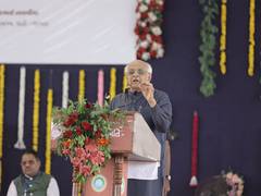 
      
      Gujarat CM gifts development projects worth Rs 707 cr  to Amreli
      
      