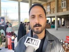 
      
      Locals in Budgam donate gold, silver, cash to support Iran
      
      