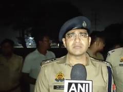 
      
      Lucknow Police nabs accused in snatching case after encounter
      
      
