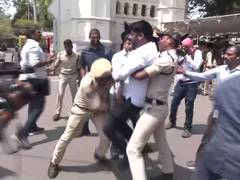 
      
      Telangana BJP holds protest against state government over...
      
      