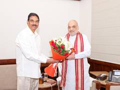 
      
      Odisha Governor meets Amit Shah in Parliament
      
      