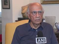 
      
      Sanat Kaul flags duopoly, urges DGCA to check excessive fares
      
      