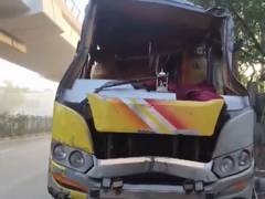 
      
      Two dead, several injured after bus overturns near Jhandewalan
      
      