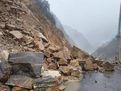 
      
      150-200 tourists stranded in Chungthang after multiple landslides
      
      