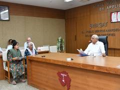 
      
      Gujarat CM Patel adopts approach of ‘Nagrik Devo Bhava'
      
      