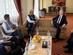 
      
      Commerce Secretary Rajesh Agrawal meets with US Deputy Barloon
      
      