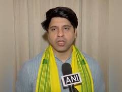 
      
      PM Modi continues to be popular, Cong become Nawabs of negativity
      
      