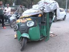
      
      MP: Five dead in Gwalior as speeding car collides with auto-ricks
      
      