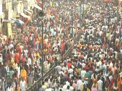
      
      Ayodhya: Security tightens as devotees gather at Ram Mandir
      
      