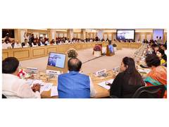 
      
      Roundtable meeting on expansion of PNG services
      
      