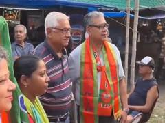 
      
      BJP's Bidhannagar candidate conducts morning-walk campaign
      
      
