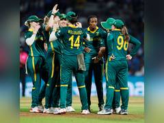 
      
      Debutant Reyneke's last-ball six seals win for SA against NZ
      
      