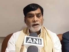 
      
      Bihar Agriculture Minister Ram Kripal Yadav assures farmers of su
      
      