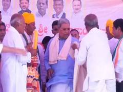 
      
      Karnataka CM Siddaramaiah campaigns for Congress candidate Umesh
      
      
