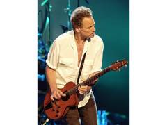 
      
      Lindsey Buckingham attacked by woman in Santa Monica: Reports
      
      