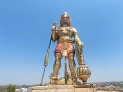 
      
      Massive Hanuman idol installed at Janrai Toriya Temple, MP
      
      