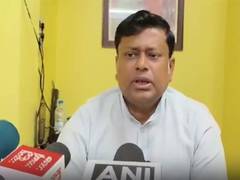 
      
      W Bengal: Sukanta alleges Mofakkirul arrested to shield him probe
      
      