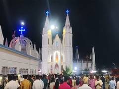 
      
      Special Easter prayers held at Basilica in Nagapattinam
      
      