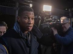 
      
      Jonathan Majors, co-star fall through 6-foot glass window 
      
      