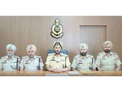 
      
      Punjab: Amritsar police bust drug racket, 2 held with 4.13 Kg her
      
      