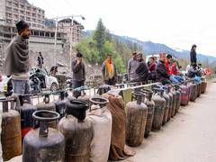 
      
      Delhi bans direct LPG sales from warehouses
      
      