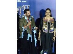 
      
      Akshay Kumar recalls early meetings with Tabu 
      
      