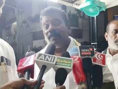 
      
      Selvaperunthagai asks EPS to apologise for Sathankulam case
      
      