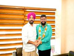 
      
      Advocate Vasu Ranjan joins Congress; welcomed by Punjab President
      
      