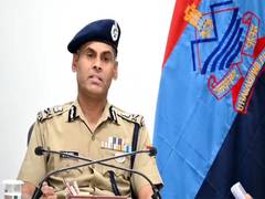 
      
      Uttarakhand ADGP chairs review meeting on police verification
      
      