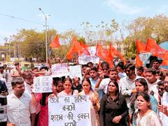 
      
      ABVP protests against liquor shop operating near MLB girl College
      
      