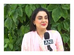 
      
      Delhi Hajj Committee's Kausar Jahan welcomes Women Reservation
      
      