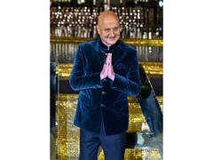 
      
      Anupam Kher celebrates world premiere of 'Jaane Pehchane Anjane'
      
      