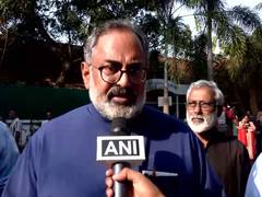 
      
      Keralam BJP chief casts his vote in Thiruvananthapuram
      
      