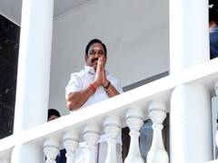
      
      In M Karunanidhi's family, status given only to Stalin: EPS
      
      