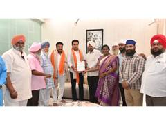 
      
      Ameerpet Gurudwara Committee invites KTR
      
      