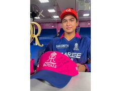 
      
      “Dear Vaibhav, Well done”: Kohli signs Sooryavanshi's cap
      
      