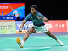 
      
      Sindhu hails 